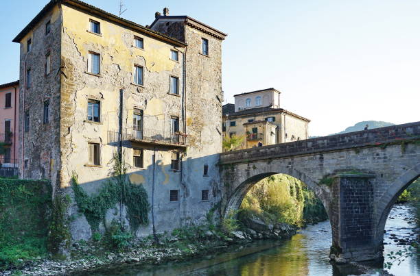 Ponte della Madonna sul torrente Turrite Secca a Castelnuovo di Garfagnana